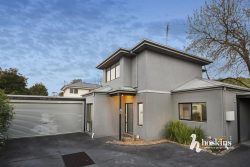 30A Bartlett Ave, Croydon VIC 3136, Australia