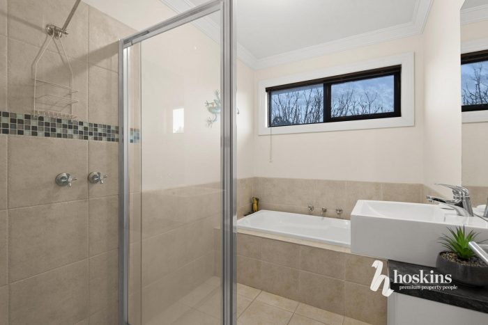 30A Bartlett Ave, Croydon VIC 3136, Australia