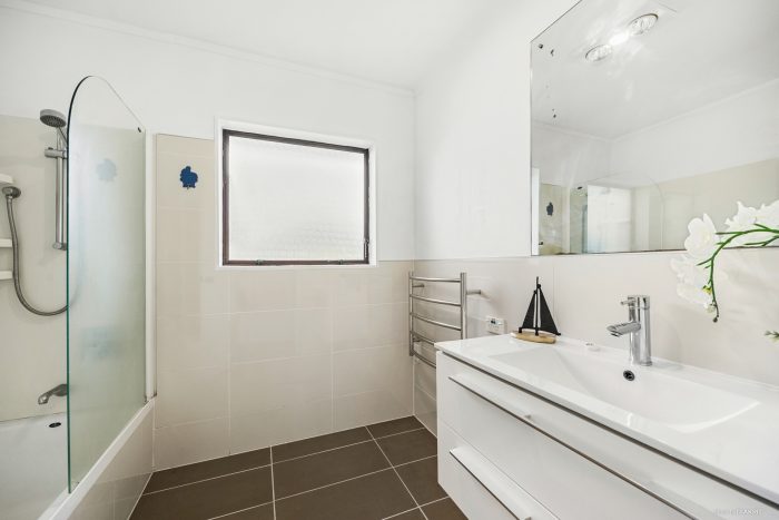 87A Haverstock Road, Sandringham, Auckland, 1025, New Zealand