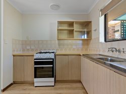 Unit 6/32A McMahon Rd, Morphett Vale SA 5162, Australia