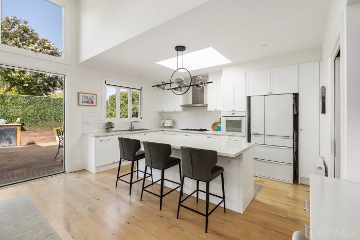18 Alleyne Ave, Armadale VIC 3143, Australia