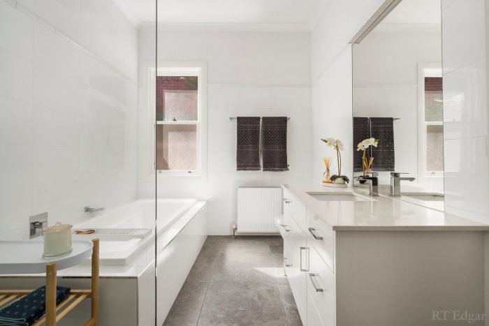 18 Alleyne Ave, Armadale VIC 3143, Australia