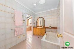 4 Beston Pl, Greenleigh NSW 2620, Australia