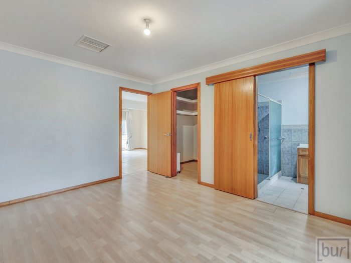 2035 Boorhaman Rd, Peechelba East VIC 3678, Australia