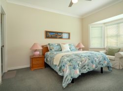 1 Bronwyn Ct, Highfields QLD 4352, Australia