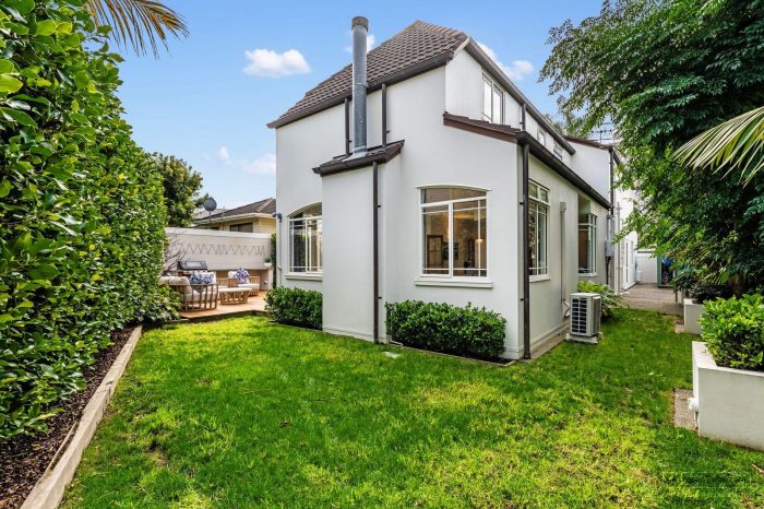 1/6 Campbell Road, Takapuna, North Shore City, Auckland, 0622, New Zealand
