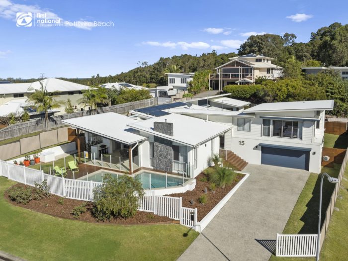 15 Woodfull Cres, Pottsville NSW 2489, Australia