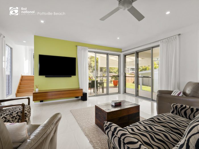 15 Woodfull Cres, Pottsville NSW 2489, Australia