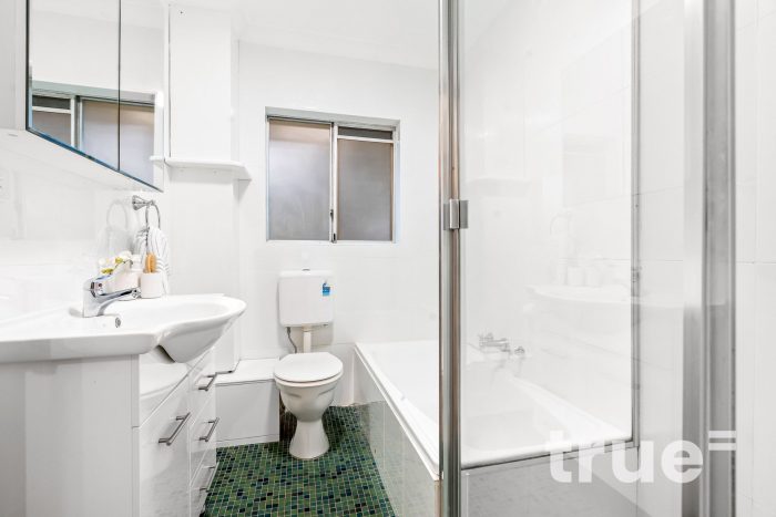 Unit 14/2 Corby Ave, Concord NSW 2137, Australia