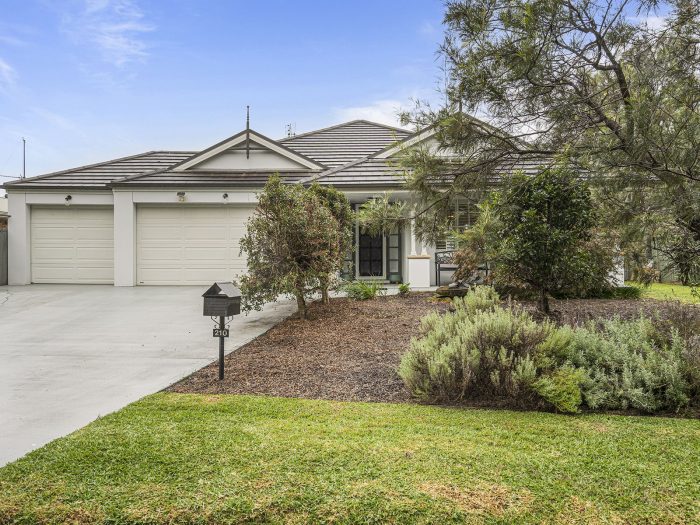 210 Dora St, Dora Creek NSW 2264, Australia