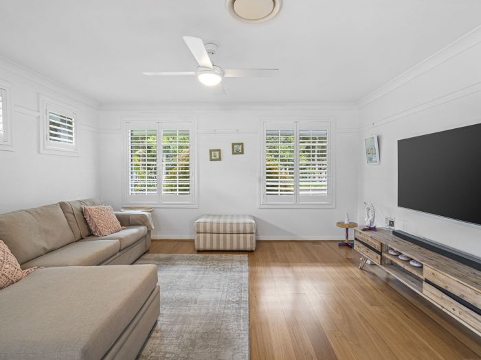 210 Dora St, Dora Creek NSW 2264, Australia