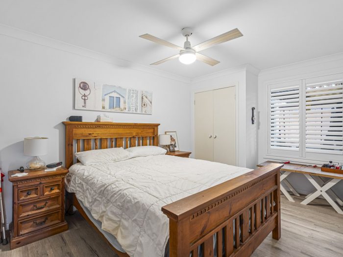 210 Dora St, Dora Creek NSW 2264, Australia