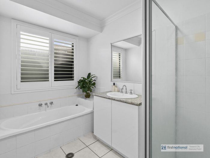 28 Triton St, Tweed Heads South NSW 2486, Australia