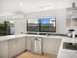 34 Dahlstrom Grove, Kelvin Grove, Palmerston North, Manawatu / Whanganui, 4414, New Zealand