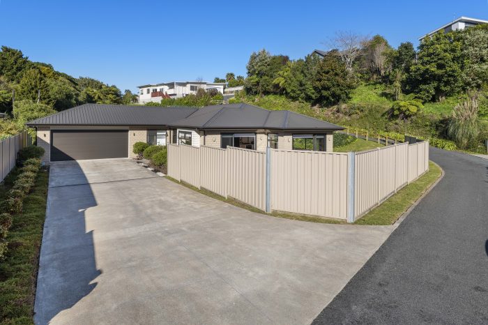 4 Fern Lane, Whalers Gate, New Plymouth, Taranaki, 4310, New Zealand