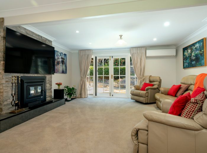 1 Flagstone Creek Rd, Middle Ridge QLD 4350, Australia