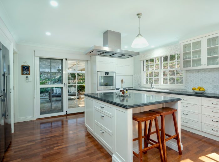 1 Flagstone Creek Rd, Middle Ridge QLD 4350, Australia