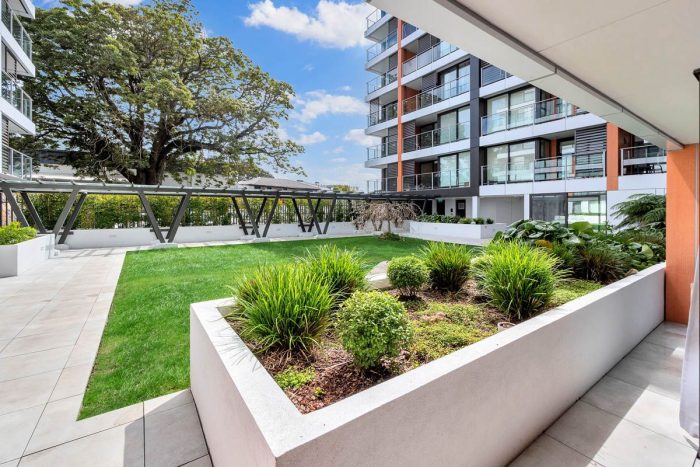 G03/10 Lion Place, Epsom, Auckland, 1023, New Zealand