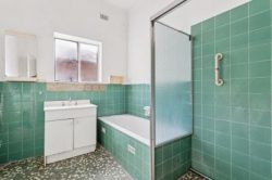 109 Gordon St, Albert Park SA 5014, Australia