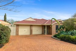 649 Grand Blvd, Seaford SA 5169, Australia