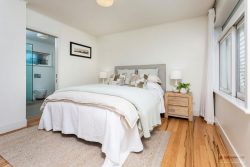 24 Hamana Street, Narrow Neck, North Shore City, Auckland, 0622, New Zealand