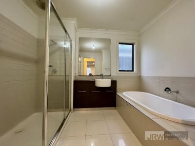 11 Harwood Ct, Burnside Heights VIC 3023, Australia