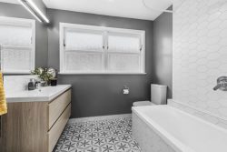 11 Madison Place, Miramar, Wellington, 6022, New Zealand