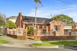 Unit 1/24 Imperial Ave, Mount Waverley VIC 3149, Australia