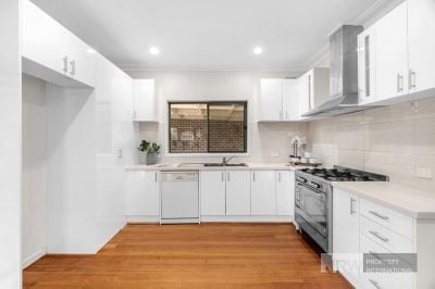 Unit 1/24 Imperial Ave, Mount Waverley VIC 3149, Australia