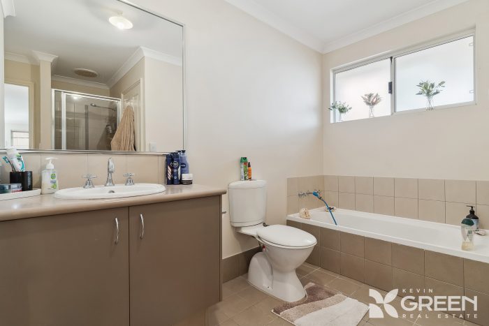 Unit 3/28 Irrawaddy Dr, Greenfields WA 6210, Australia