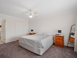42 Kalani Rd, Bonnells Bay NSW 2264, Australia