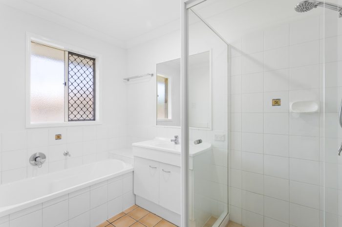 31 Kelliher St, Rothwell QLD 4022, Australia