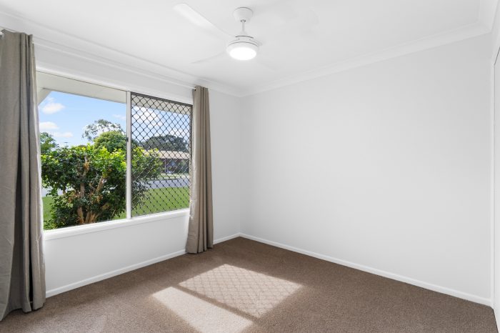 31 Kelliher St, Rothwell QLD 4022, Australia