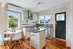 16 Lemon Street, Otaki, Kapiti Coast, Wellington, 5512, New Zealand
