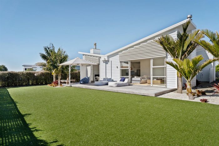 15 Kewai Street, Omaha, Rodney, Auckland, 0986, New Zealand