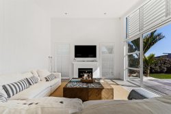 15 Kewai Street, Omaha, Rodney, Auckland, 0986, New Zealand