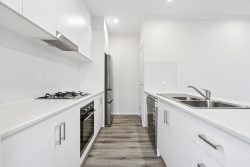 66 Burnlea Parade, Blakeview SA 5114, Australia