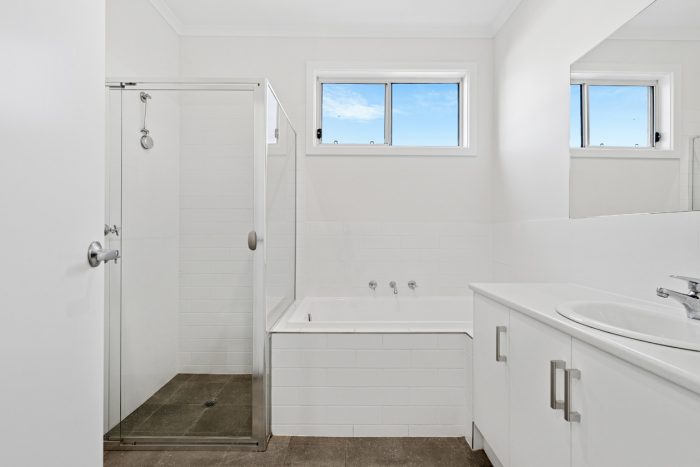 66 Burnlea Parade, Blakeview SA 5114, Australia