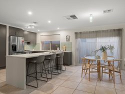 21 Lighthouse Terrace, Seaford Meadows SA 5169, Australia