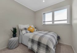 1/2 Lupton Road, Manurewa, Manukau City, Auckland, 2102, New Zealand