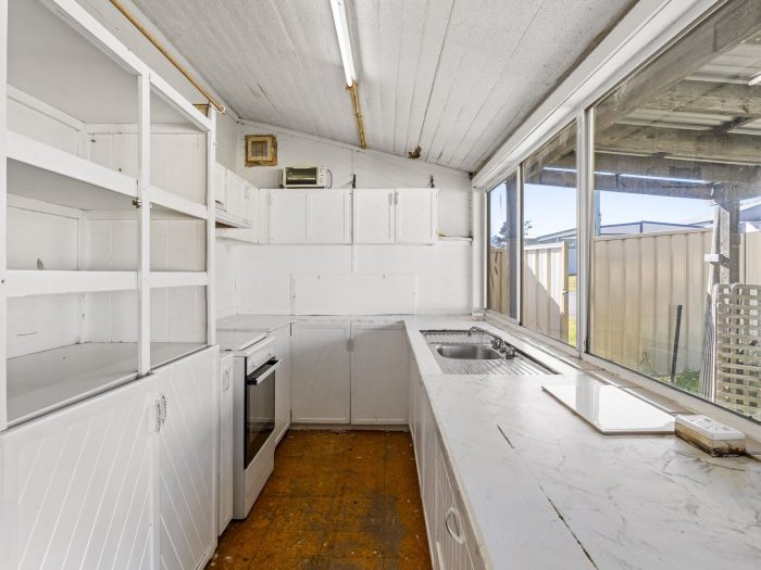 136 Macquarie St, Morisset NSW 2264, Australia