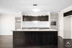 78 Mazeppa St, South Ripley QLD 4306, Australia