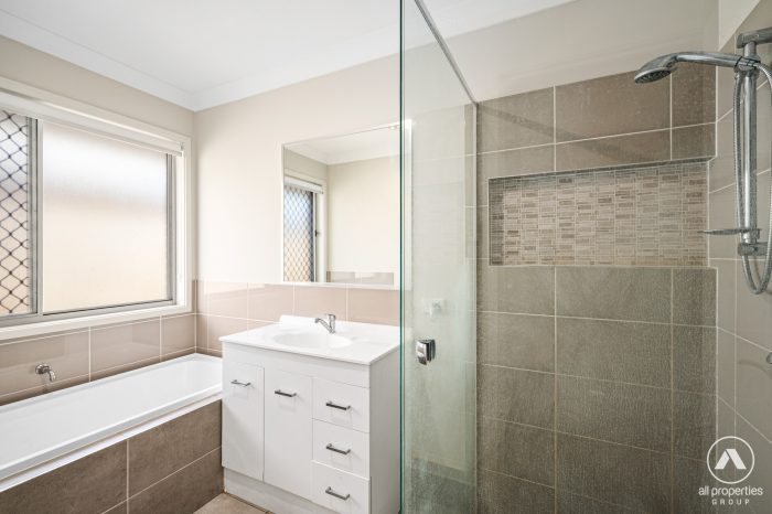 78 Mazeppa St, South Ripley QLD 4306, Australia