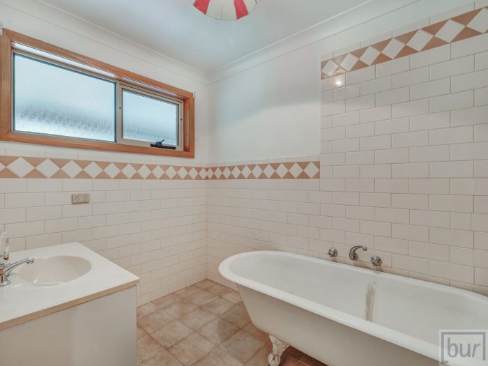 2035 Boorhaman Rd, Peechelba East VIC 3678, Australia