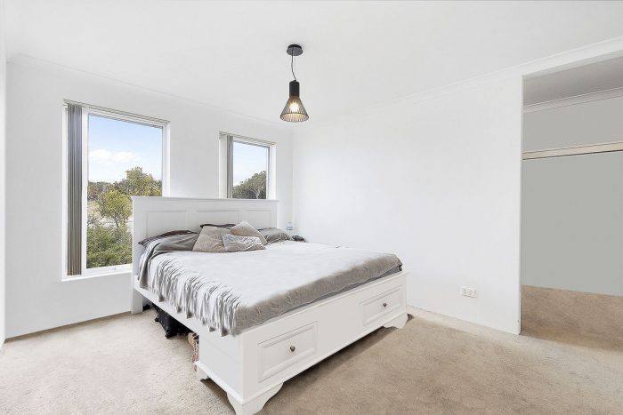 100 Blaxland Ave, Two Rocks WA 6037, Australia