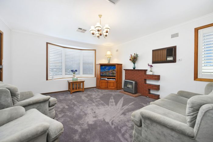 54 Penrose Cres, South Penrith NSW 2750, Australia
