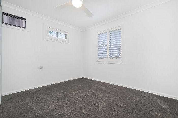 54 Penrose Cres, South Penrith NSW 2750, Australia