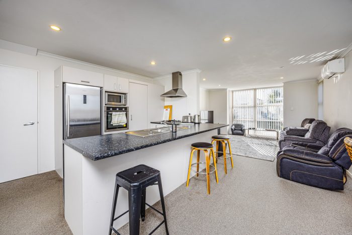 13 Phar Lap Crescent, Takanini, Papakura, Auckland, 2112, New Zealand