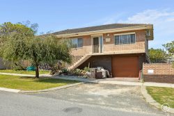 10 Throssell St, Como WA 6152, Australia