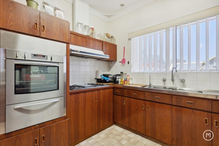 10 Throssell St, Como WA 6152, Australia